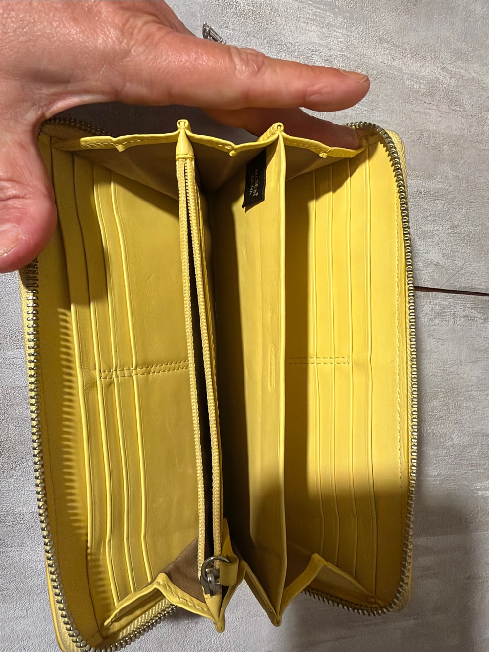 Vintage y2k coach soho yellow wallet - Picture 2 of 4